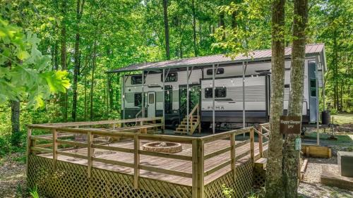 Fort Payne Otro | Happy Glamper RV at Haven of Hope near Little River Canyon National Preserve