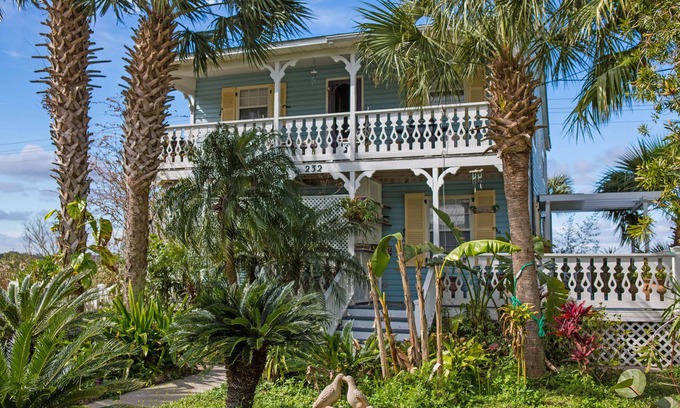 Lincolnville Casa | HARBOUR ISLAND - UNA GEMA EN EL DISTRITO HISTÓRICO.