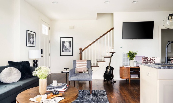 Chestnut Hill Apartamento | Hart Suite 2 by AvantStay | Gorgeous House w/ Modern Amenities in Nashville!