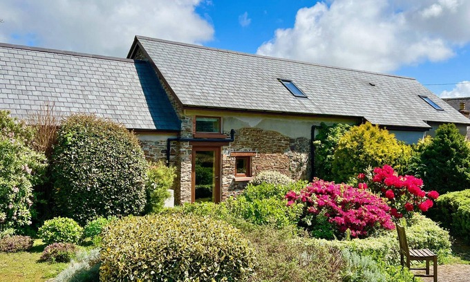 Littleham Casa | Hastings Barn en High Park con piscina cubierta compartida