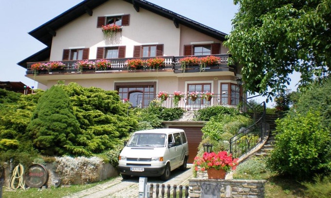 Emmersdorf an der Donau Cama Y Desayuno | Haus Sundl - Privatzimmer