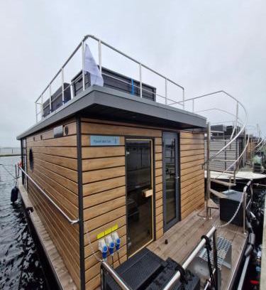 Wendtorf Alquiler De Eote | Hausboot Fjord del Sol Solarboot mit Biosauna in Wendtorf