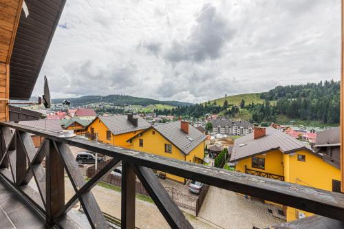 Polyanytsya Casa | Haya Villa