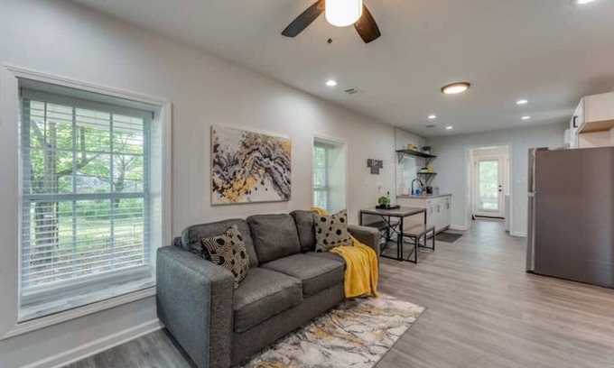 Forest Park Casa | Haynie’s Hidden Getaway- 9mins from ATL airport!