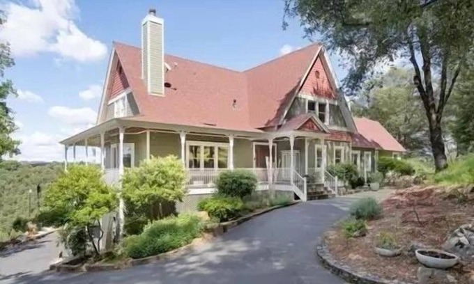 Shenandoah Valley Casa | Heart of Amador Wine Country Private 40 acres and VIEWS!