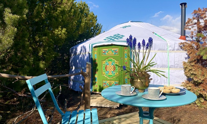 Selfoss Alquiler De RV | Hidden in the heart of Iceland's Golden Circle, you’ll find Valhalla Yurts.