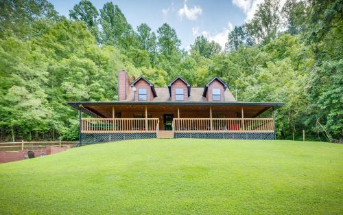 Sevierville Villa | Hidden Hollow Lodge