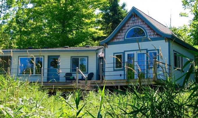 La Pointe Casa | Hideaway - Cottage with Lake Superior Views