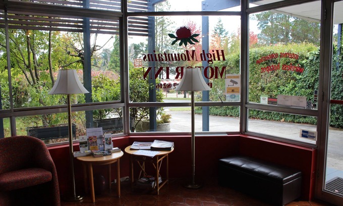 Blackheath Hotel | High Mountains Motor Inn