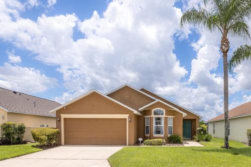 Westbury Casa | High Point Oasis - 4 BDR For 8