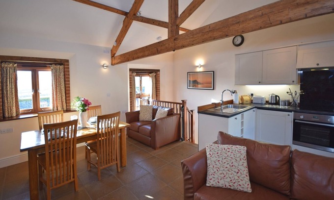 Colyton Cabaña | High Quality, Peaceful, Panoramic Views, AONB, close to Jurassic Coast.
