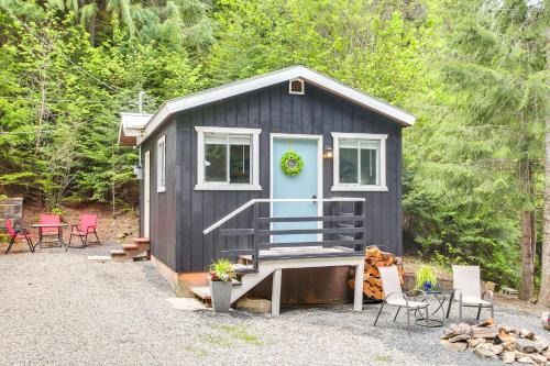 Avery Apartamento | Hike and Fish Mountain Getaway in Avery!
