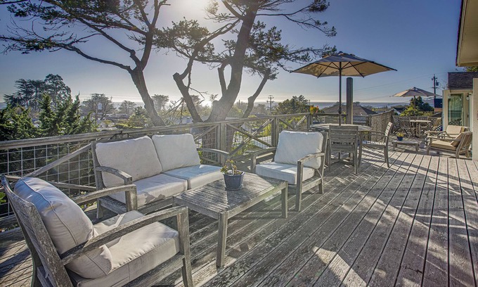 Stinson Beach Cabaña | Histórica cabaña en la ladera con amplias vistas al mar