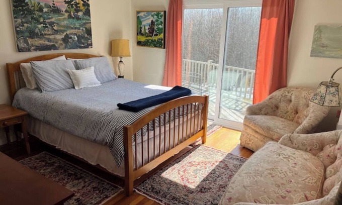 Northport Casa | Hillside House