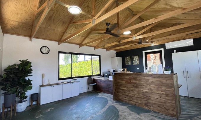 Hillston Hotel | Hillston Motel