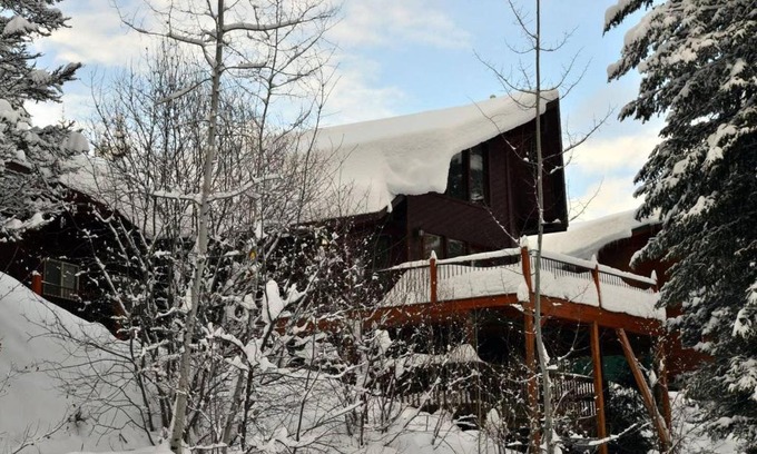 McCall Casa | Hilltop Lodge by Casago McCall - Donerightmanagement