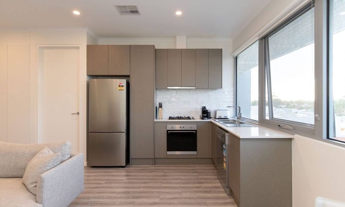 Mile End Apartamento | Hilton Executive Apartments #5 - *$0 Cleaning fees*