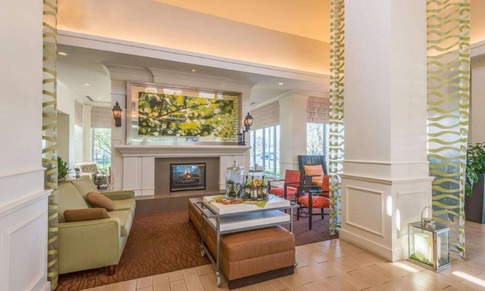 Greenwich Hotel | Hilton Garden Inn Wichita