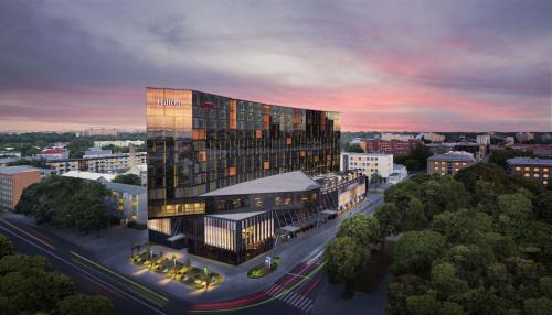 Kesklinn Hotel | Hilton Tallinn Park
