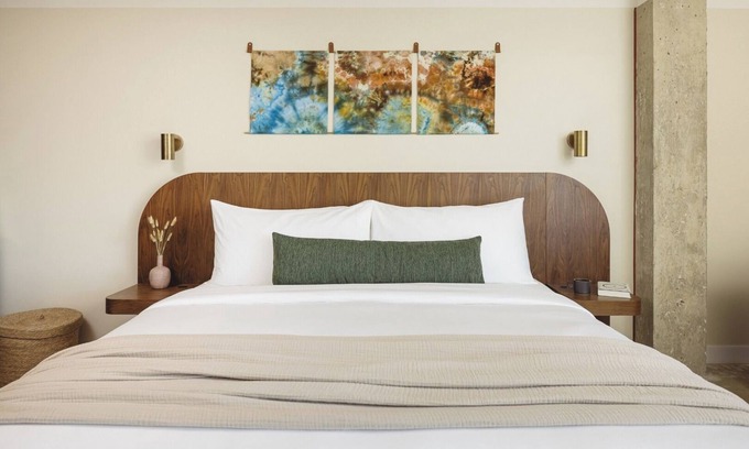 East Bank Hotel | Hip & Modern Stay with Rooftop Lounges, Prime Location & City Views