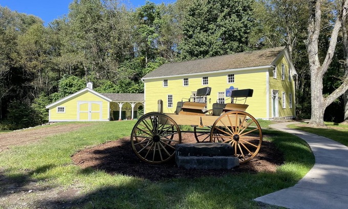 Branchton Casa | Historic IronMaster House at Springfield Falls