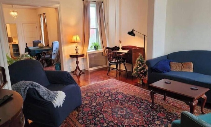 Watsontown Casa | Historic Townhouse w/Antiques & Riverview