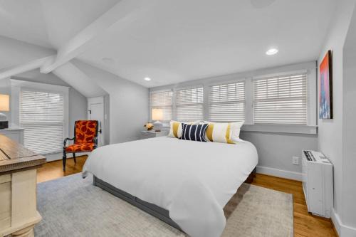 Richland Casa | Historic West End Guest Studio Suite by SkyRun Nashville