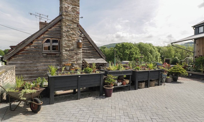 Hay on Wye Cabaña | Hoarders Cottage