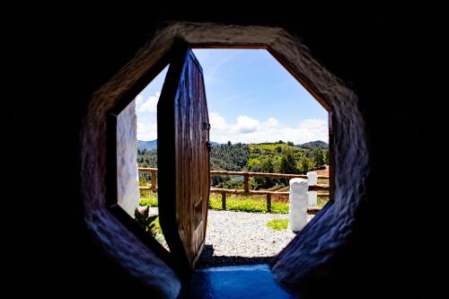 Guatape Casa | Hobbit Hotel Ecolodge- Guatapé