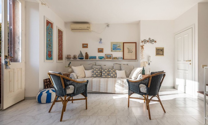 Carloforte Apartamento | Alojamiento de vacaciones 'L'Appartamento nel Corso' con Wi-Fi