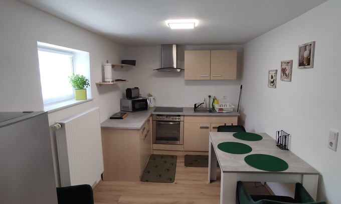 Vollmarshausen Apartamento | Apartamento de vacaciones Lohfelden para 1 - 2 personas con 1 dormitorio - Apartamento