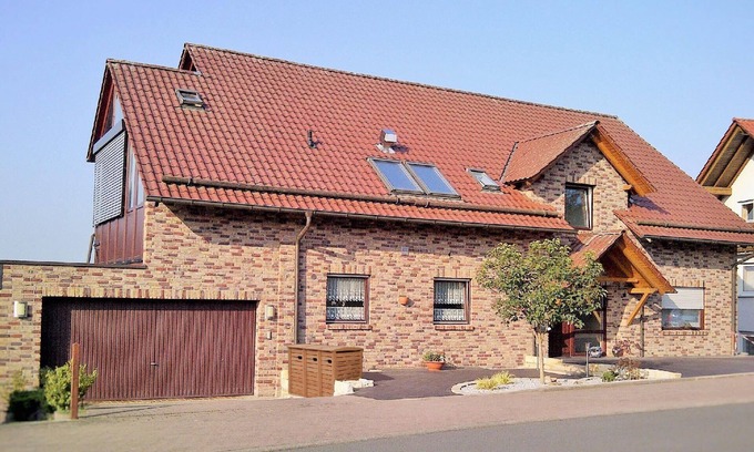 Niedenstein Apartamento | Apartamento de vacaciones Niedenstein para 1 - 4 personas con 1 dormitorio - Apartamento en casa uni