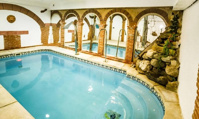 Aldeatejada Casa | Casa de vacaciones 'La Chirumba' con vistas a la montaña, Wi-Fi y aire acondicionado