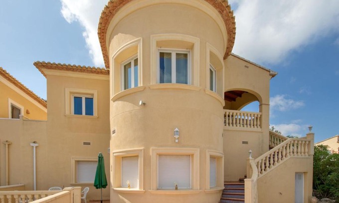 Rafol de Almunia Casa | Holiday Home Villa Jacaranda