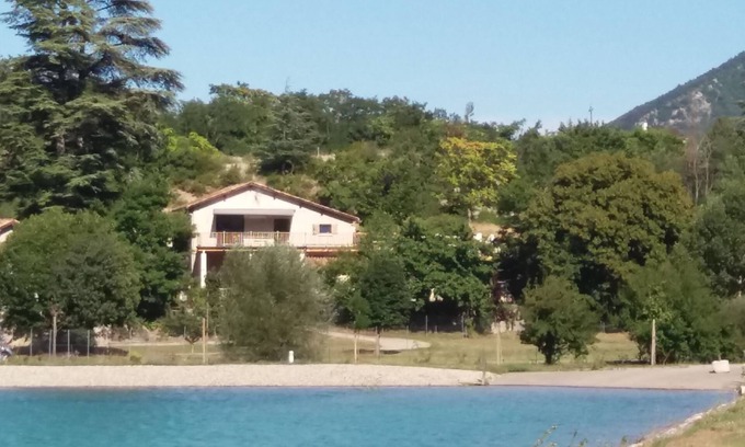 Serres Casa | Casa de vacaciones entre lago y montaña