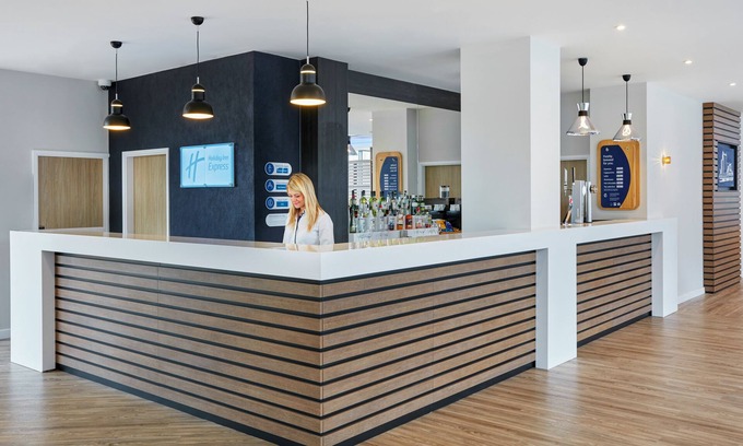 Grimsby Hotel | Holiday Inn Express Grimsby by IHG