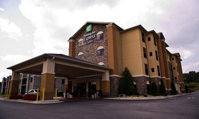 Lithonia Hotel | Holiday Inn Express Hotel & Suites Atlanta East - Lithonia by IHG