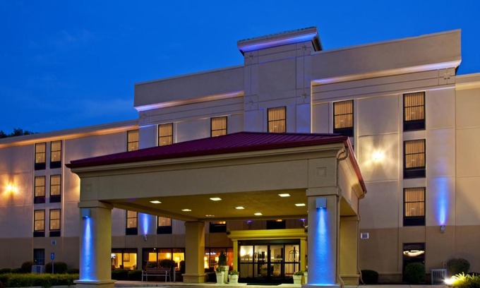 Indianapolis Hotel | Holiday Inn Express Indianapolis South by IHG