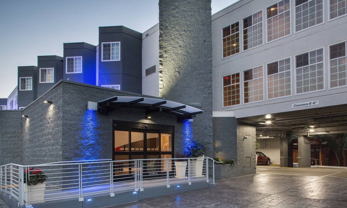 Shoreline West Hotel | Holiday Inn Express Mountain View - S Palo Alto by IHG