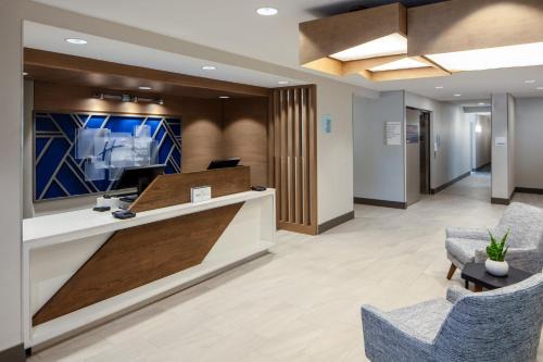 Turlock Hotel | Holiday Inn Express Turlock by IHG