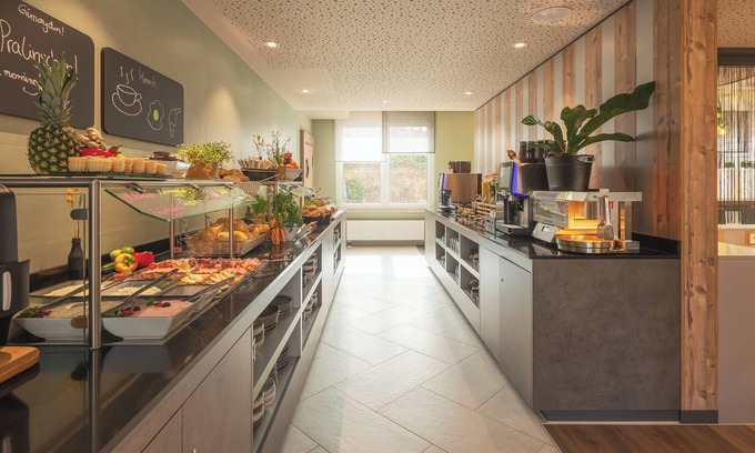 Muelheim Hotel | Holiday Inn – the niu, Mill Cologne Mülheim by IHG