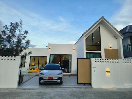 Bang Saen Ville Casa | Holiday Pool Villa Bangsean Chonburi - 3 Bedrooms Villas up to 12 people