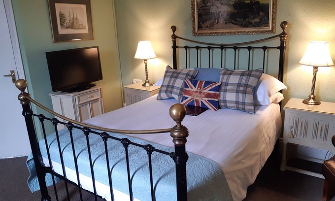 Loughborough Casa | Holywell Guest House