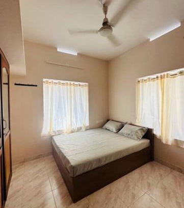Guruvayur Casa | Home at Guruvayur 2 AC Room,1 single bed,Kitchen
