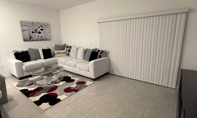 Poinciana Casa | Home away from home