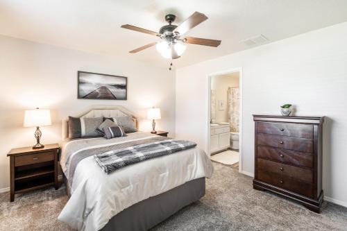 Twin Falls Casa | Home Away From Home