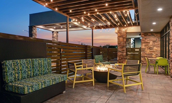 Tracy Hotel | Home2 Suites by Hilton Tracy