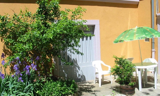 Salins-les-Bains Apartamento | Homerez - Bonito apartamento para 5 pers. en Salins les bains