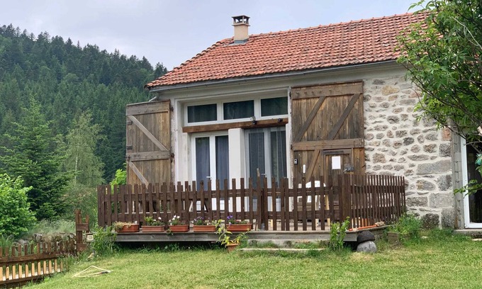 Borne Casa | Homerez - Casa acogedora con jardín en Borne 80 m²