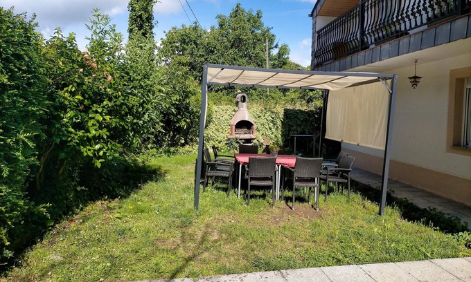 O Savinao Casa | Homerez - Casa a 3 km de la playa para 6 pers. con jardín y terraza en O Saviñao